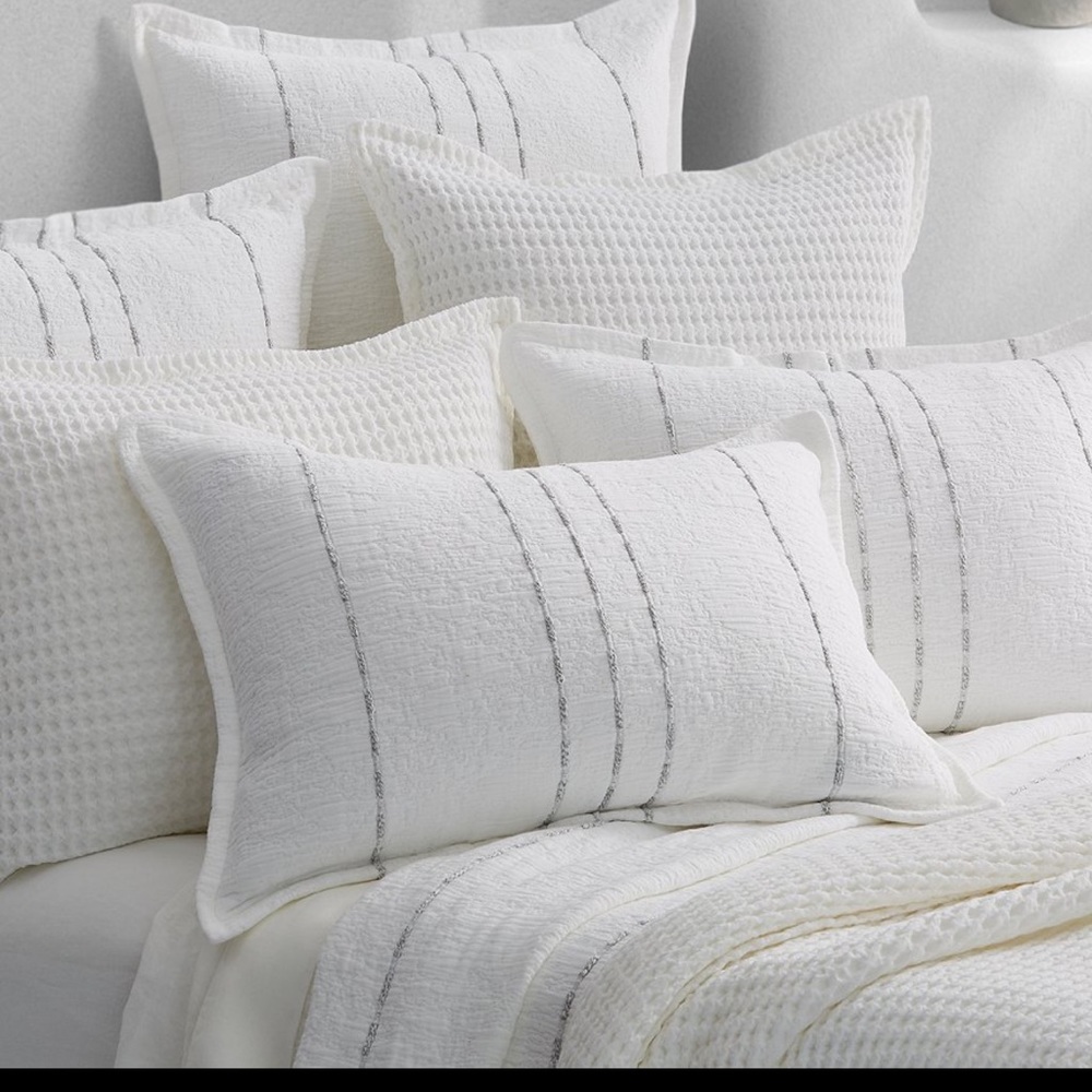 White Sand White Haven Pillow Sham